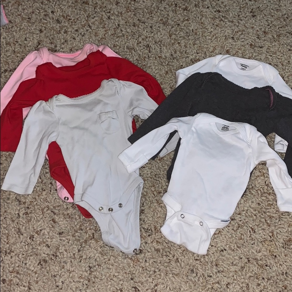 Set of 6 NB long sleeve onesies